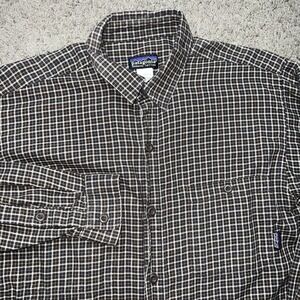Patagonia Shirt Men's M Organic Cotton Brown Plaid Button Down Long Sleeve